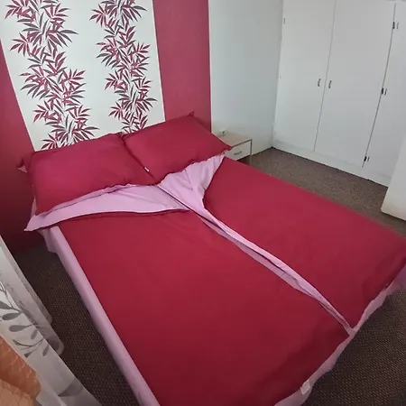 Encsi Lak Appartement *